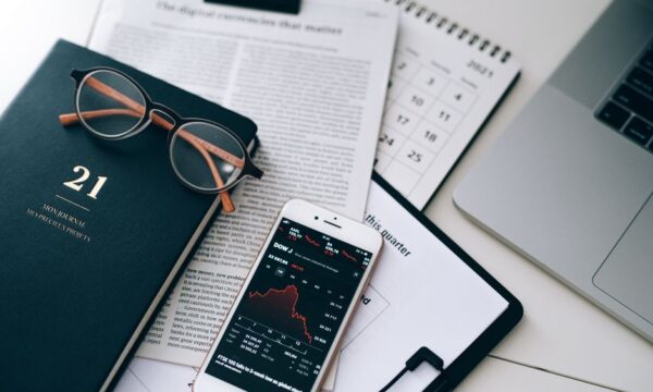 해외선물 투자의 성공 전략, AI 데이터로 최적의 거래처를 선점하세요