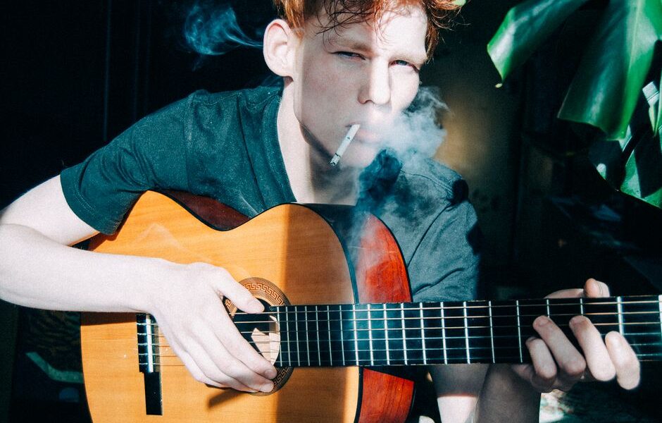 Unchain Smoking Melody – 전자담배를 찬양하는 노래
